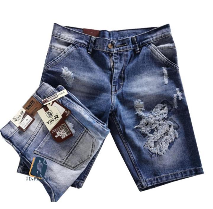 Celana Pendek Pria Jeans Model Sobek Terbaru
