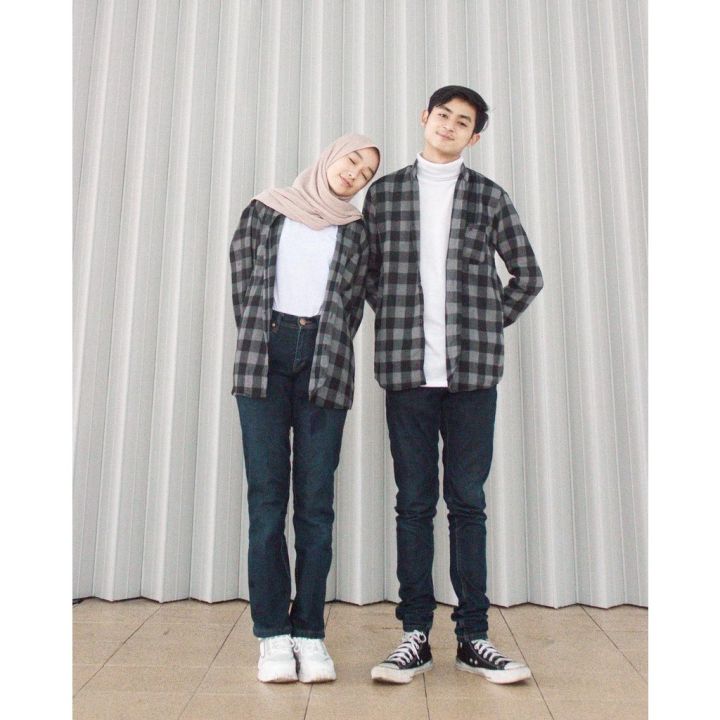 Kemeja Couple Pria & Wanita Lengan Panjang Motif Kotak Kota
